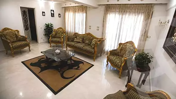 https://aqarmap.com.eg/ar/listing/7228000-for-sale-alexandria-al-agamy-lbytsh-bianchiii