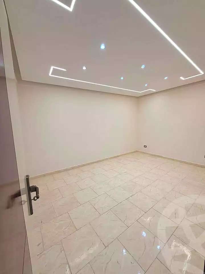 https://aqarmap.com.eg/ar/listing/7228081-for-sale-alexandria-lsywf-el-falki
