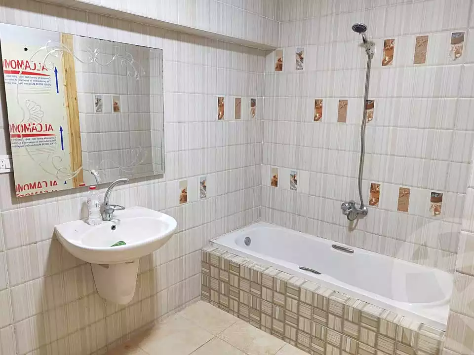 https://aqarmap.com.eg/en/listing/7228179-for-rent-alexandria-el-montazah