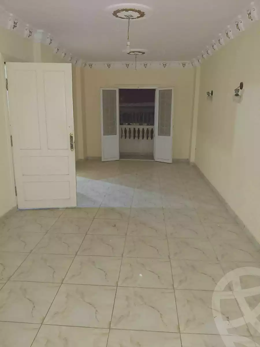 https://aqarmap.com.eg/ar/listing/7228297-for-rent-alexandria-al-agamy-bw-ywsf