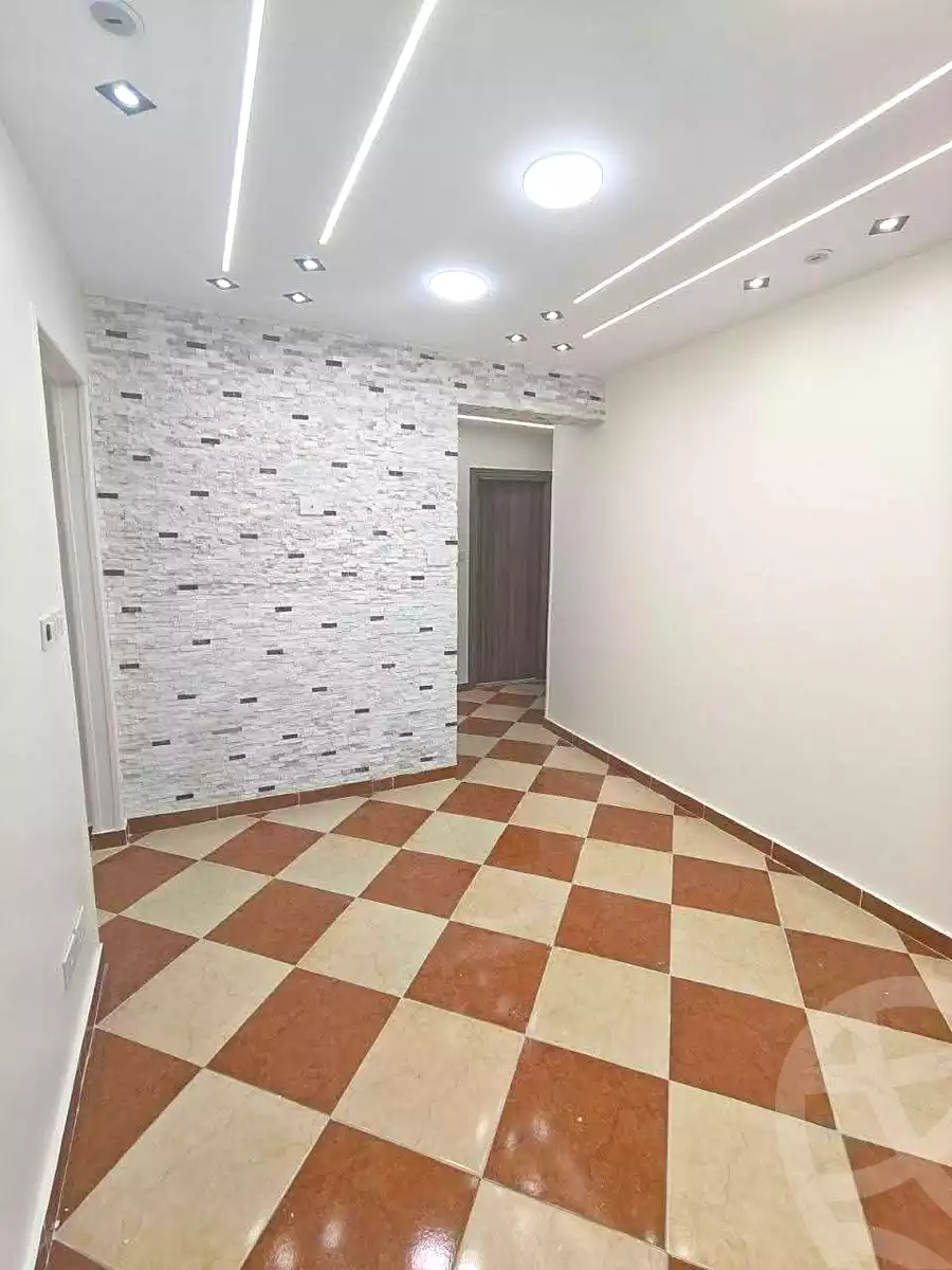 https://aqarmap.com.eg/ar/listing/7228340-for-sale-alexandria-sydy-bshr-sydy-bshr-bhry-mahmoud-sedki-st