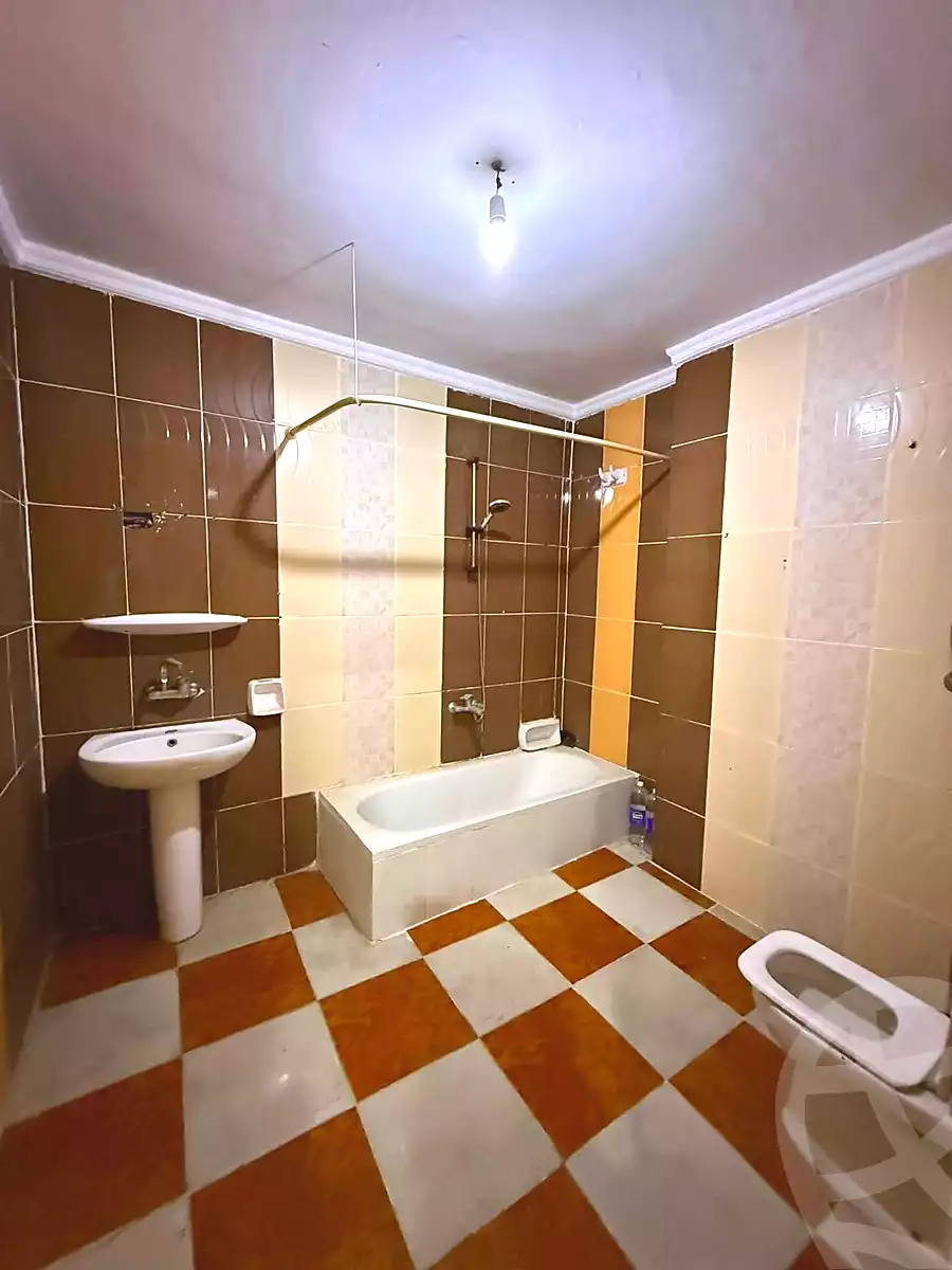https://aqarmap.com.eg/en/listing/7228464-for-sale-alexandria-el-mandara-shr-jml-bd-lnsr