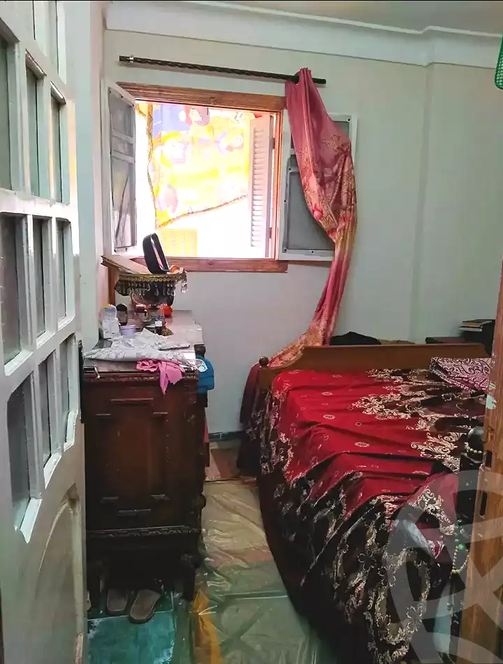 https://aqarmap.com.eg/ar/listing/7228485-for-sale-alexandria-el-asafra-shr-45