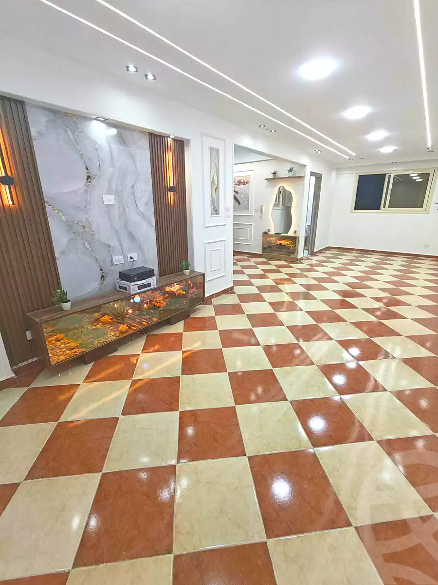 https://aqarmap.com.eg/ar/listing/7228525-for-sale-alexandria-sydy-bshr-sydy-bshr-bhry