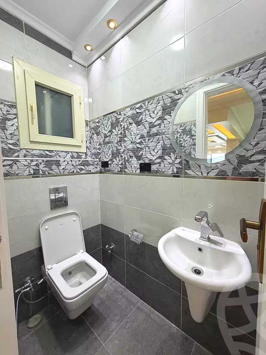 https://aqarmap.com.eg/ar/listing/7228967-for-sale-alexandria-sydy-bshr-sydy-bshr-bhry