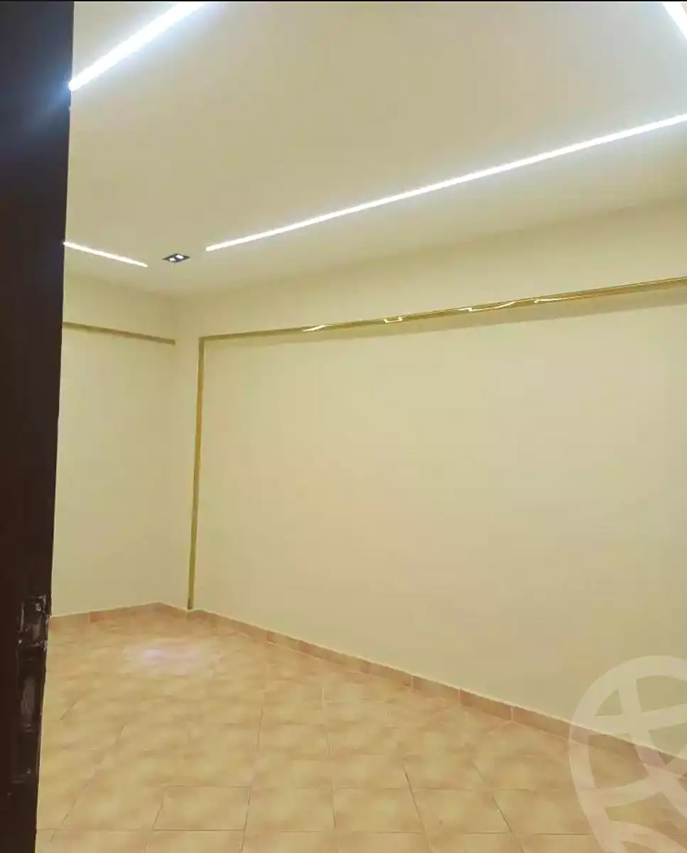 https://aqarmap.com.eg/ar/listing/7229053-for-sale-alexandria-al-agamy-el-hanouvel-radwan-st