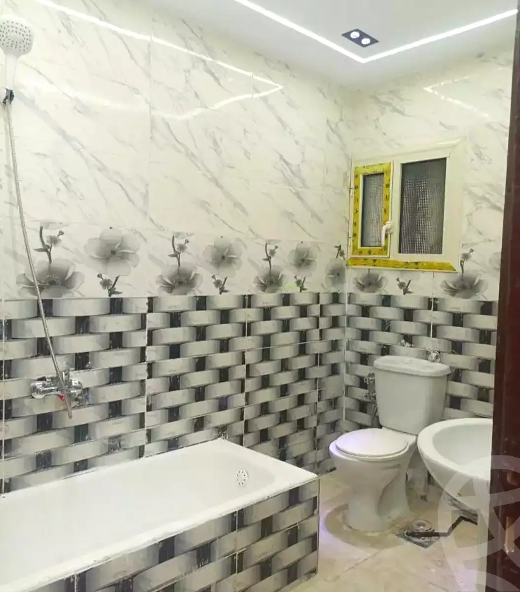 https://aqarmap.com.eg/ar/listing/7229053-for-sale-alexandria-al-agamy-el-hanouvel-radwan-st