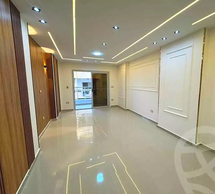 https://aqarmap.com.eg/ar/listing/7229193-for-sale-alexandria-sydy-bshr-sydy-bshr-bhry-shr-mhmwd-l-yswy