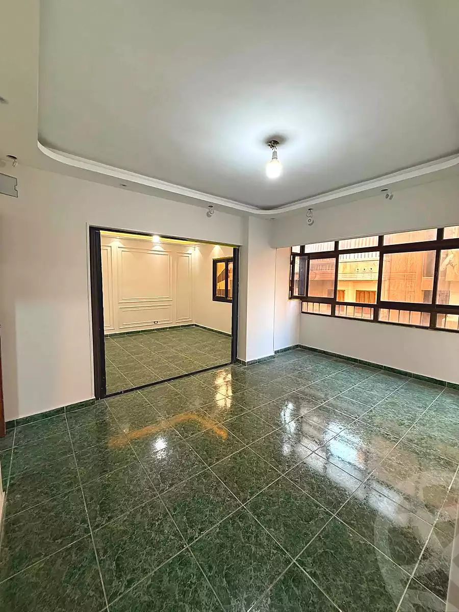 https://aqarmap.com.eg/ar/listing/7229242-for-sale-alexandria-el-asafra-shr-45