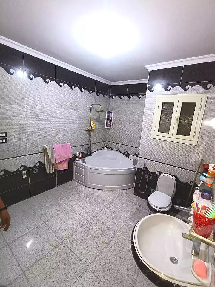 https://aqarmap.com.eg/en/listing/7229288-for-sale-cairo-helwan-el-harir-st