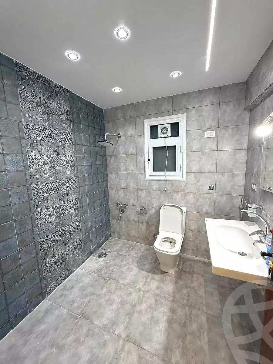 https://aqarmap.com.eg/ar/listing/7229303-for-sale-alexandria-miami-el-sayed-radwan-st