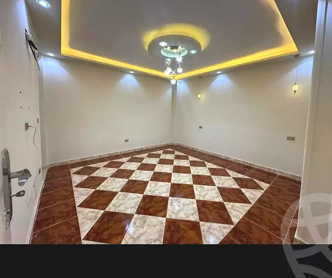 https://aqarmap.com.eg/ar/listing/7229320-for-sale-alexandria-miami-el-sebaey-st