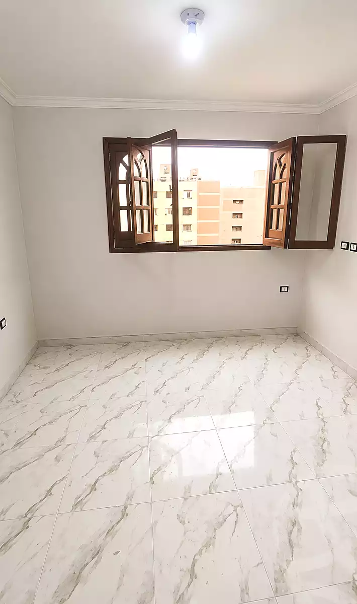 https://aqarmap.com.eg/en/listing/7229335-for-sale-cairo-helwan-hadayek-helwan-el-eshrein-st