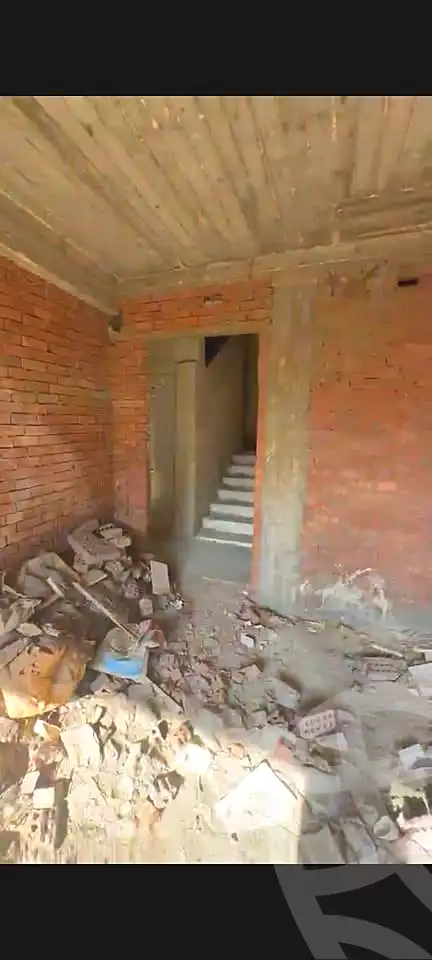 https://aqarmap.com.eg/ar/listing/7229439-for-sale-cairo-helwan-hadayek-helwan-el-eshrein-st