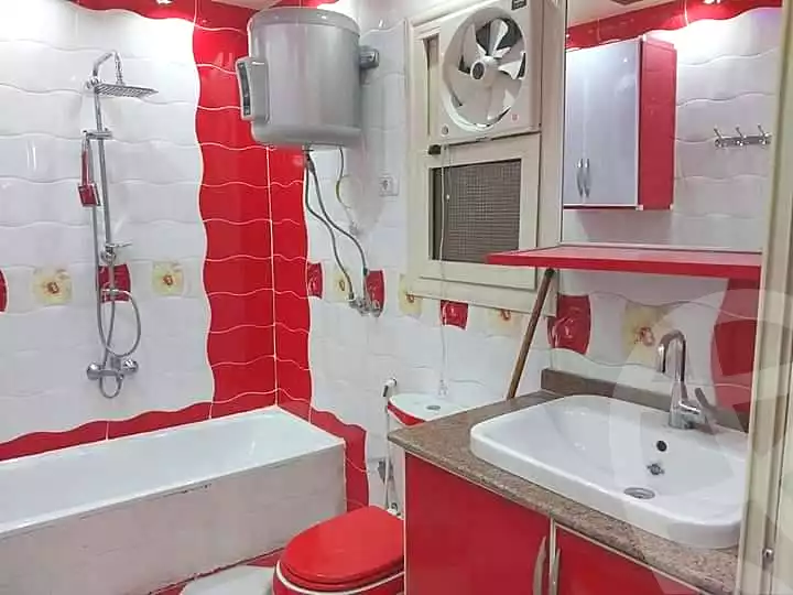 https://aqarmap.com.eg/ar/listing/7229501-for-sale-cairo-helwan-helwan-el-sharkeya-ryad-pasha-st