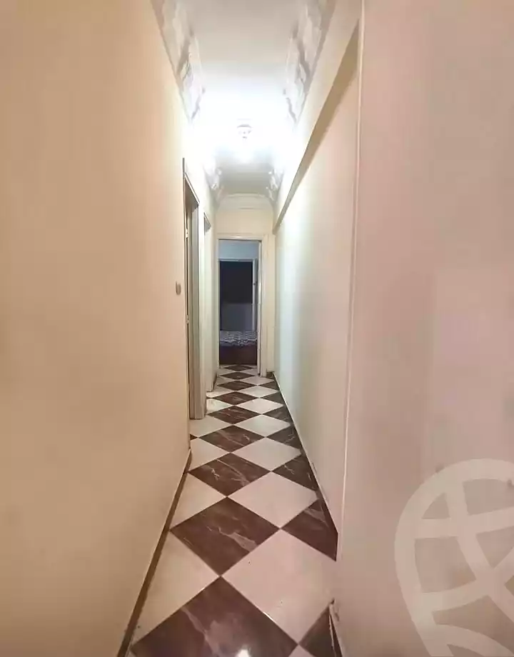 https://aqarmap.com.eg/ar/listing/7229503-for-sale-alexandria-al-agamy-el-hanouvel-radwan-st