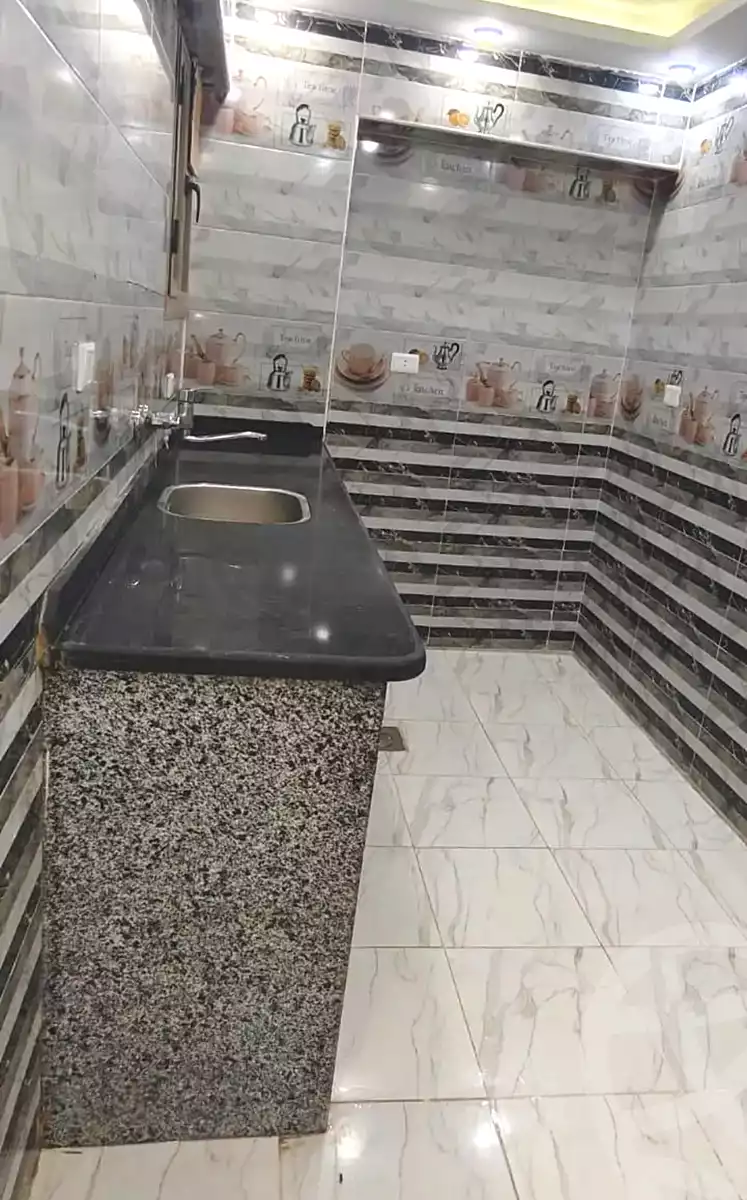 https://aqarmap.com.eg/ar/listing/7229966-for-sale-alexandria-al-agamy-el-hanouvel-el-kholafaa-el-rashdeen-st