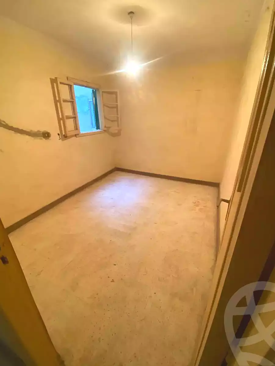 https://aqarmap.com.eg/ar/listing/7229795-for-sale-alexandria-ganaklis