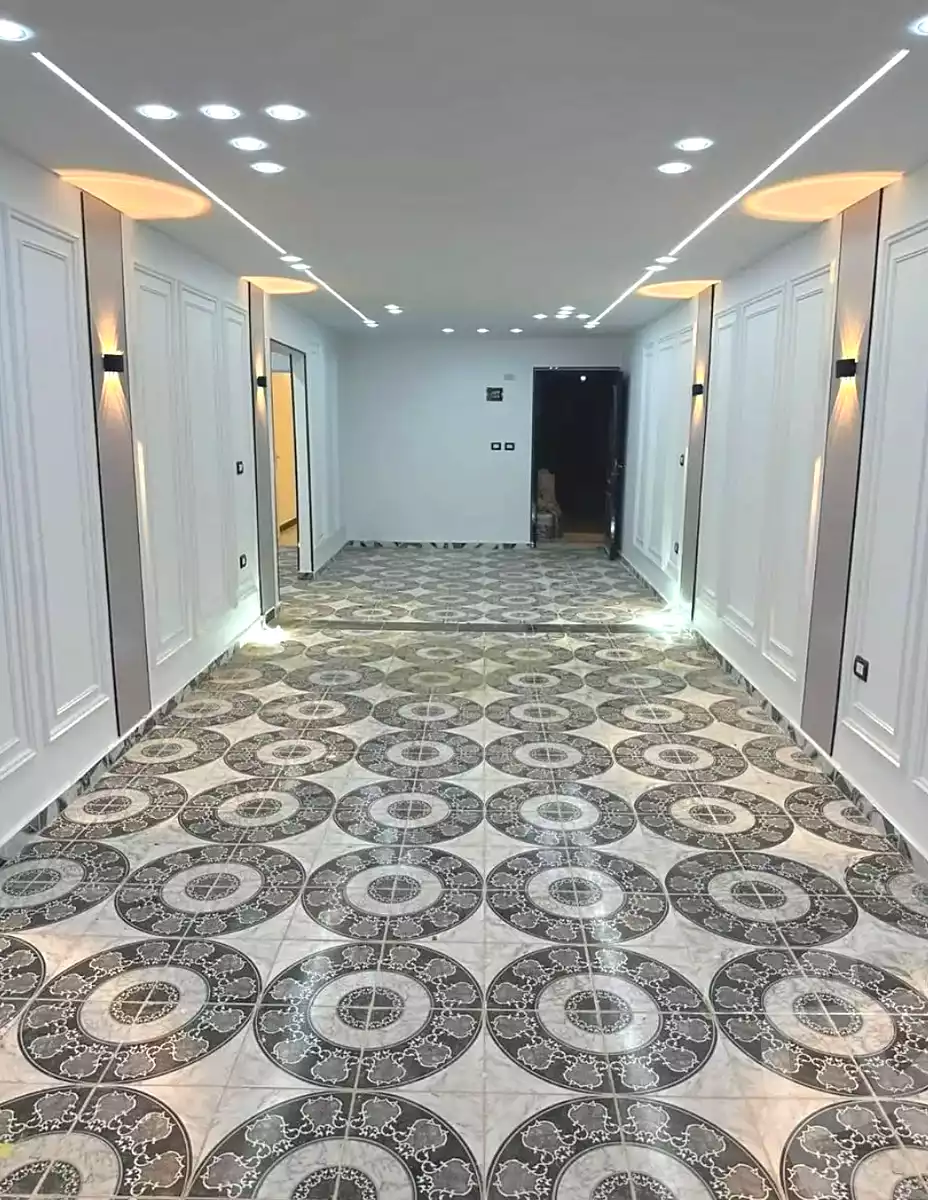 https://aqarmap.com.eg/ar/listing/7229789-for-sale-alexandria-al-agamy-el-hanouvel-radwan-st