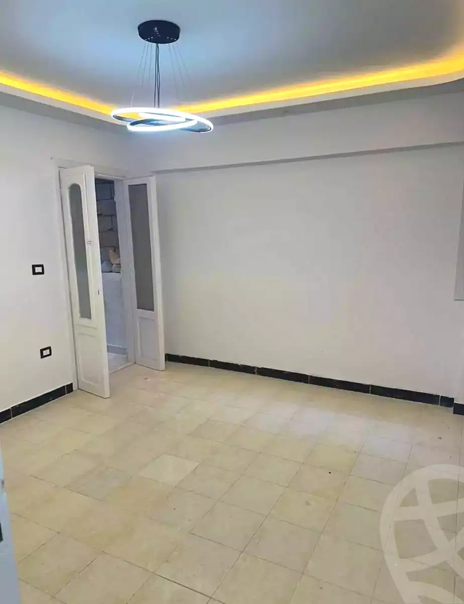 https://aqarmap.com.eg/ar/listing/7229789-for-sale-alexandria-al-agamy-el-hanouvel-radwan-st