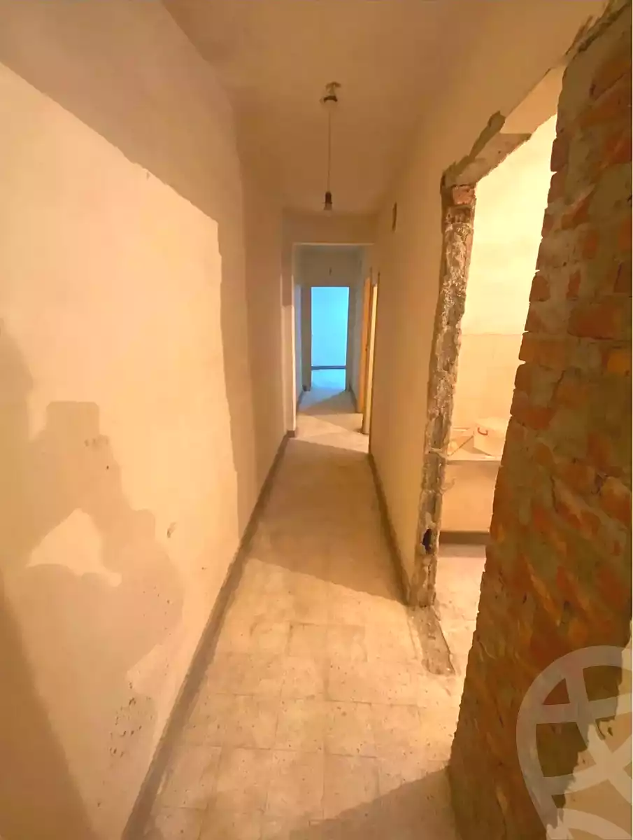 https://aqarmap.com.eg/ar/listing/7229990-for-sale-alexandria-ganaklis