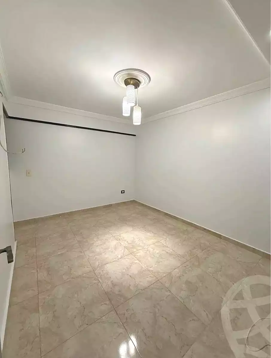 https://aqarmap.com.eg/ar/listing/7230072-for-sale-alexandria-el-mandara-shr-jml-bd-lnsr