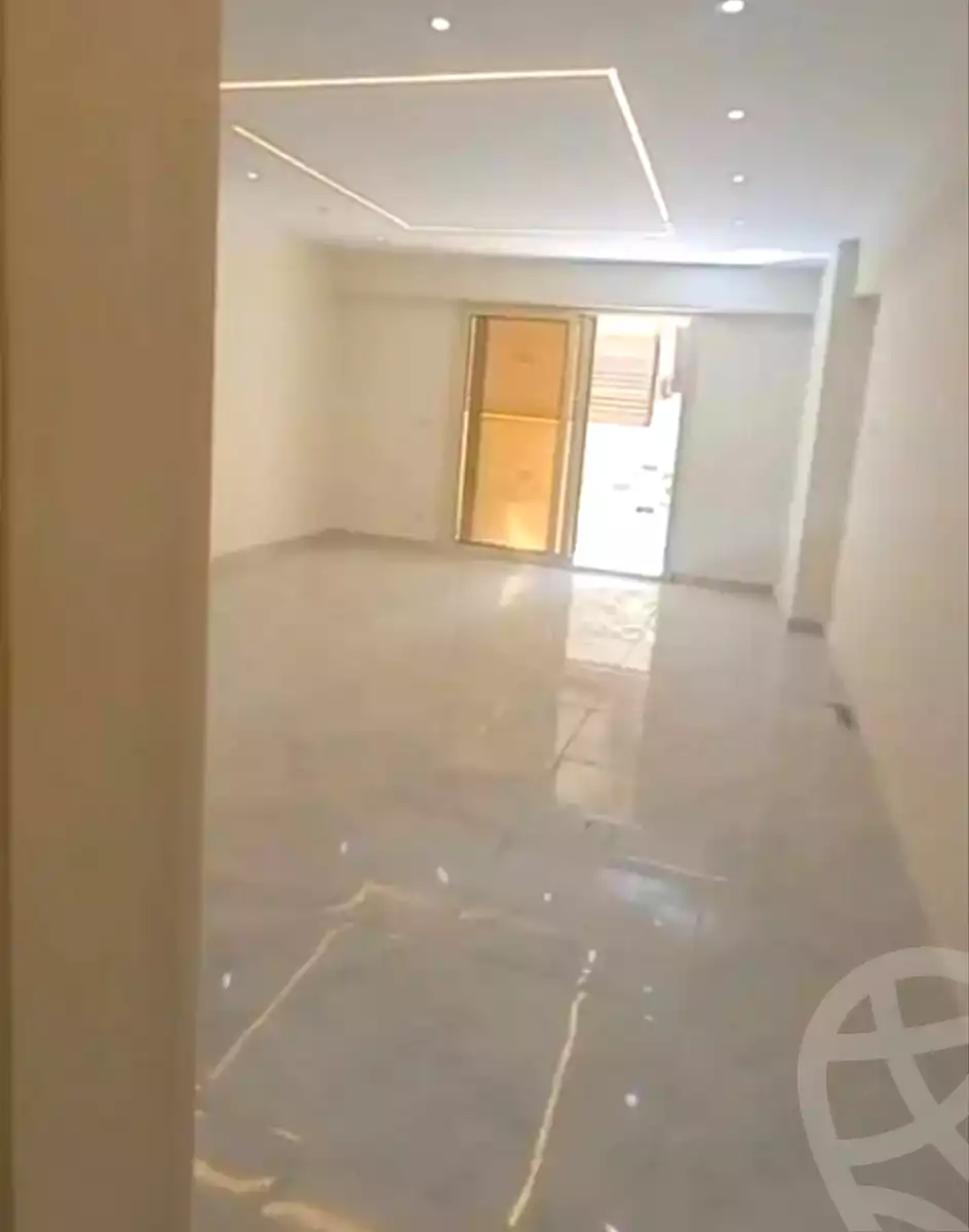 https://aqarmap.com.eg/ar/listing/7230507-for-sale-alexandria-sydy-bshr-sydy-bshr-bhry-shr-mhmd-njyb