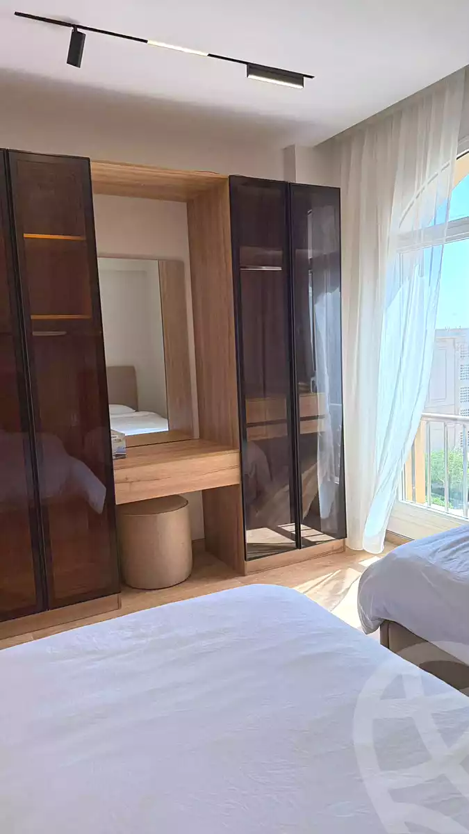 https://aqarmap.com.eg/ar/listing/7230515-for-rent-cairo-new-cairo-compounds-hyde-park-cluster-1-hyde-park