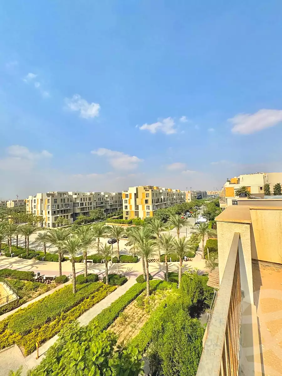دوبلكس بـ٣ غرف نوم في ايست تاون، صورة ١٣ من ١٣
