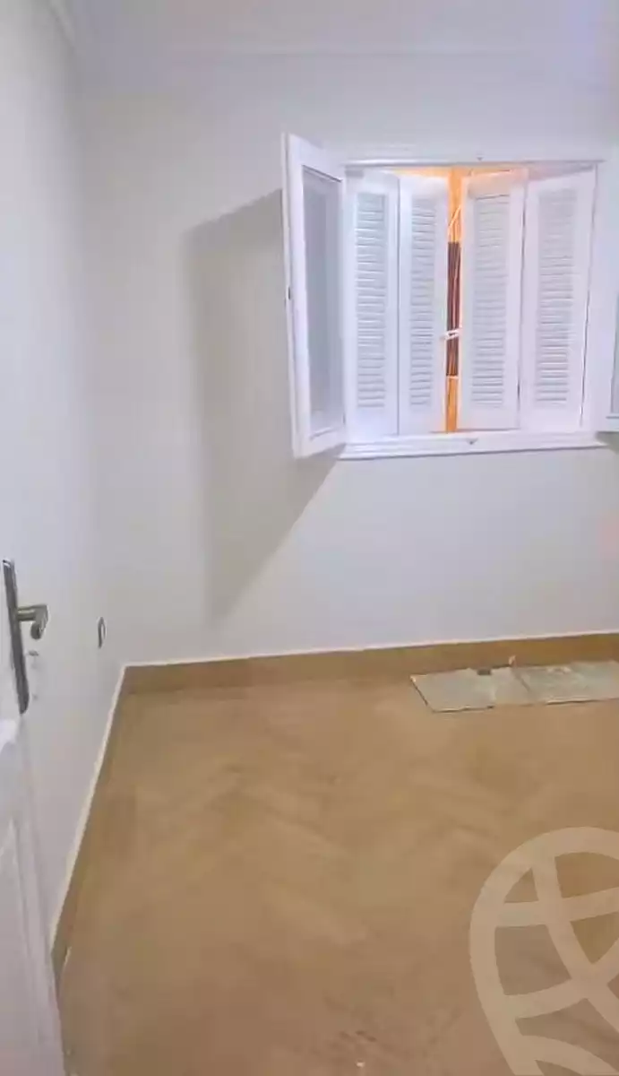 https://aqarmap.com.eg/en/listing/7230827-for-sale-alexandria-new-miami-eskot