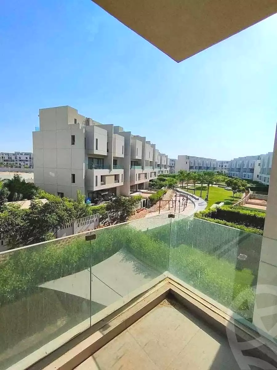 https://aqarmap.com.eg/ar/listing/7231233-for-sale-cairo-el-shorouk-compounds-al-burouj-compound-imkan