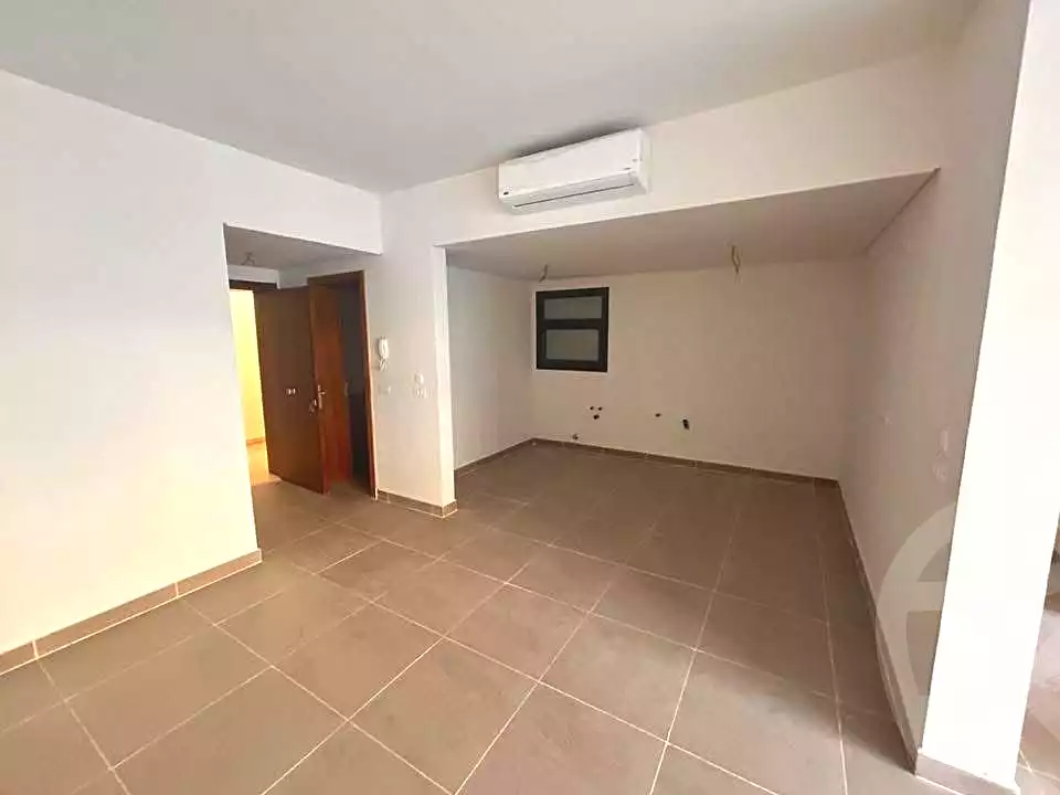 https://aqarmap.com.eg/ar/listing/7231224-for-sale-cairo-el-shorouk-compounds-al-burouj-compound-imkan
