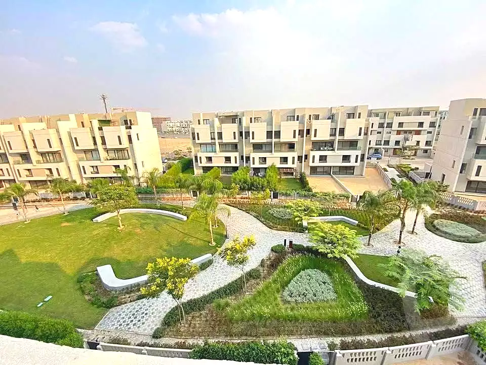 https://aqarmap.com.eg/ar/listing/7231224-for-sale-cairo-el-shorouk-compounds-al-burouj-compound-imkan