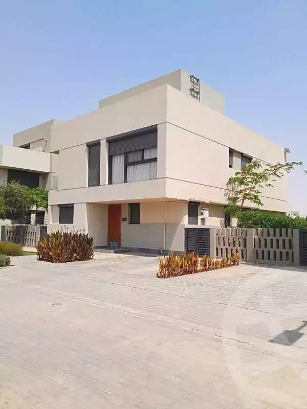 https://aqarmap.com.eg/ar/listing/7231203-for-sale-cairo-el-shorouk-compounds-al-burouj-compound-imkan