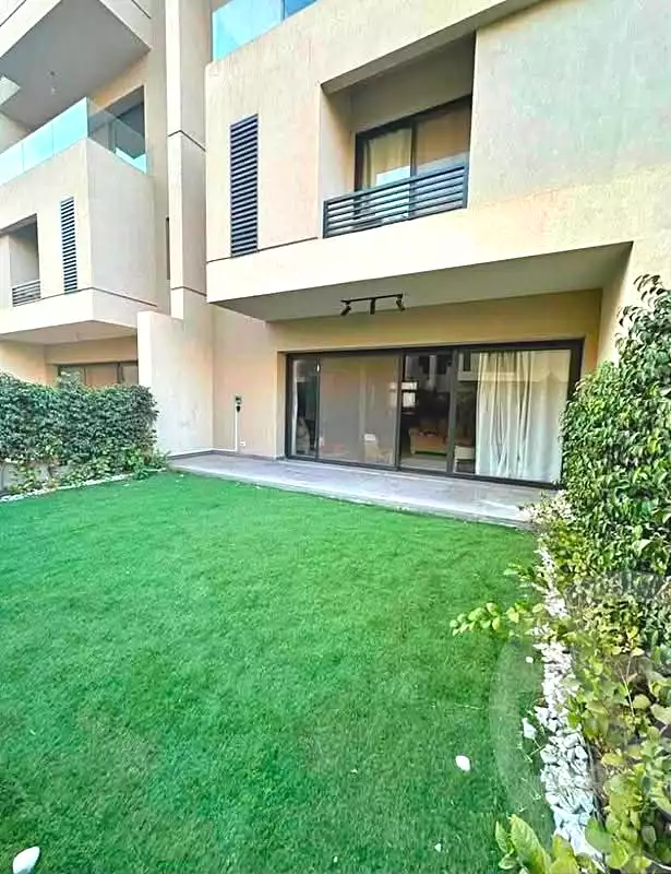 https://aqarmap.com.eg/ar/listing/7231351-for-sale-cairo-el-shorouk-compounds-al-burouj-compound-imkan