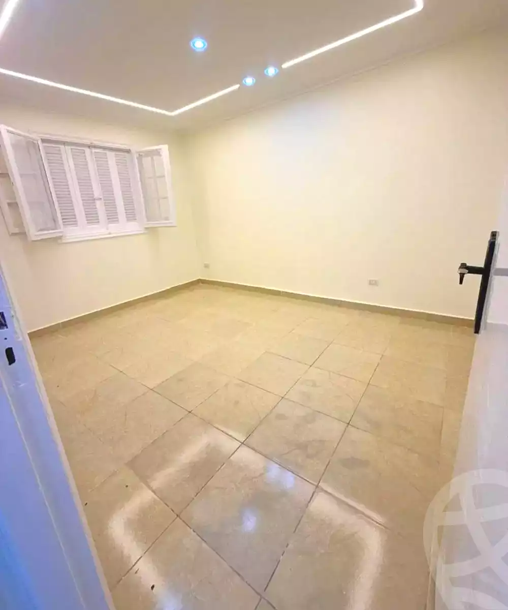 https://aqarmap.com.eg/ar/listing/7231518-for-sale-alexandria-sydy-bshr-sydy-bshr-bhry-gamal-abd-el-nasir-st