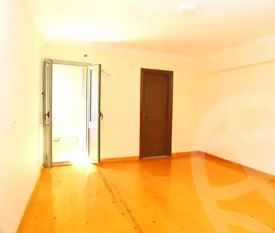 https://aqarmap.com.eg/ar/listing/7232632-for-sale-alexandria-l-zryt-champollion-st