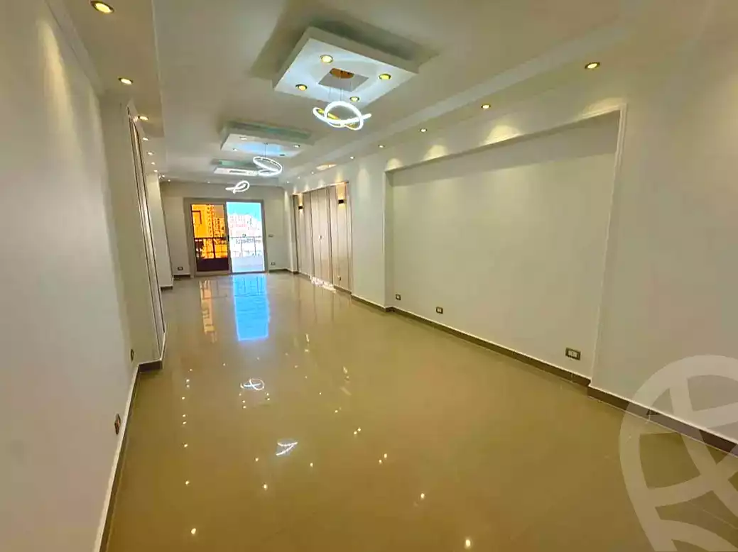 https://aqarmap.com.eg/ar/listing/7229700-for-sale-alexandria-sydy-bshr-sydy-bshr-bhry-shr-mhmwd-l-yswy