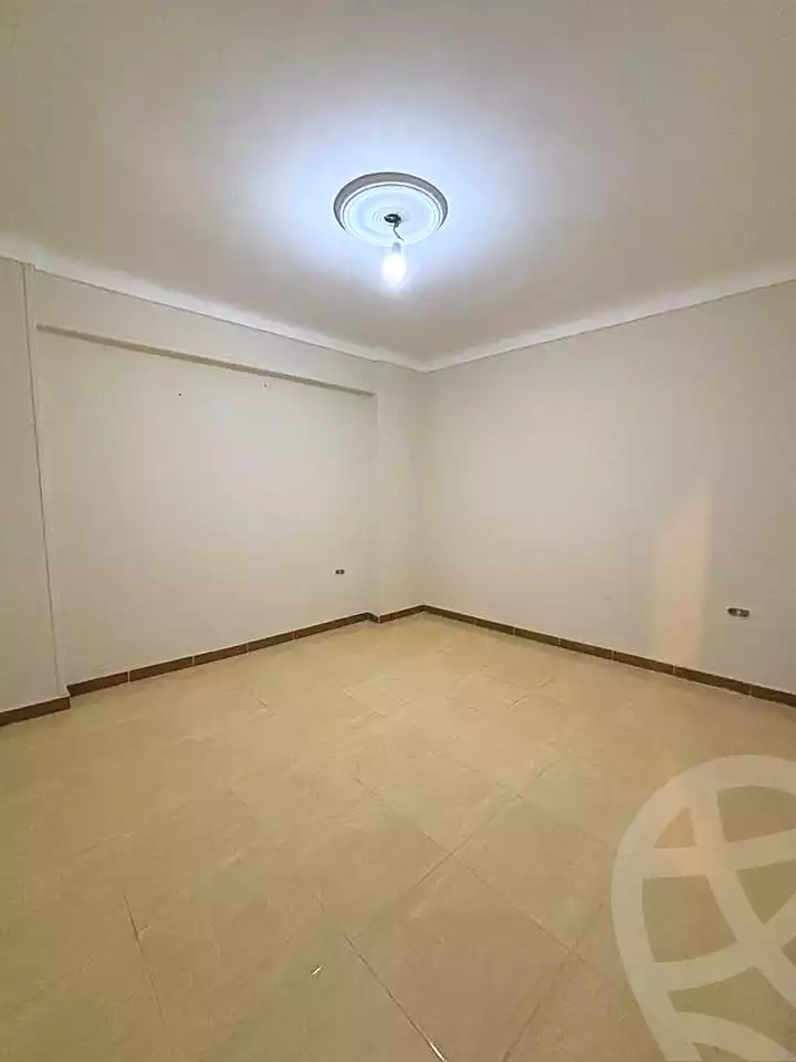 https://aqarmap.com.eg/en/listing/7232974-for-sale-alexandria-al-agamy-lbytsh-mohamed-el-fardi-st