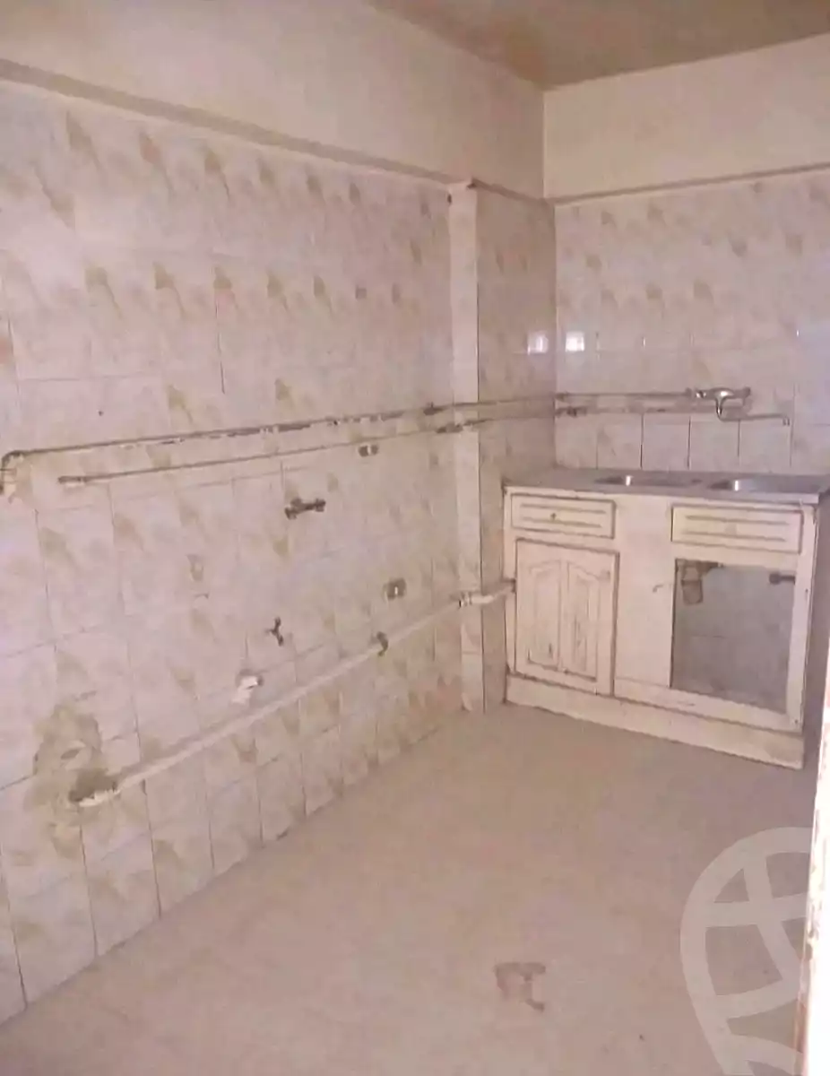 https://aqarmap.com.eg/ar/listing/7233065-for-sale-alexandria-al-agamy-lbytsh-princess-st