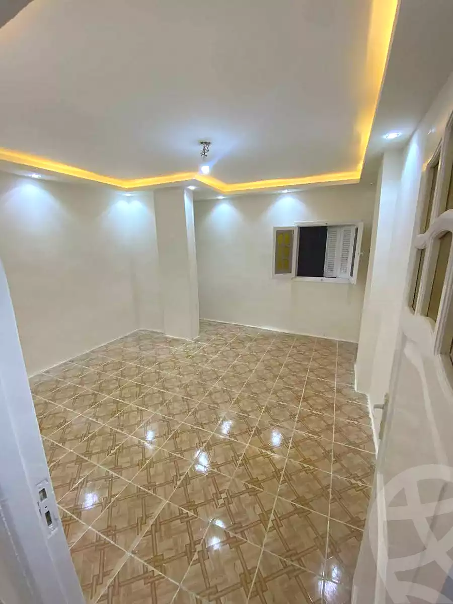 https://aqarmap.com.eg/ar/listing/7233101-for-sale-alexandria-al-agamy-lbytsh-el-saleheen-mosque-st