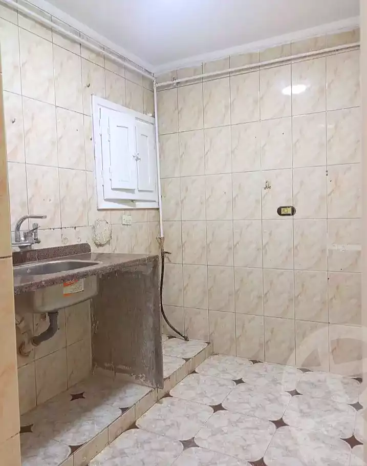 https://aqarmap.com.eg/ar/listing/7233202-for-sale-alexandria-al-agamy-el-hanouvel-el-kholafaa-el-rashdeen-st