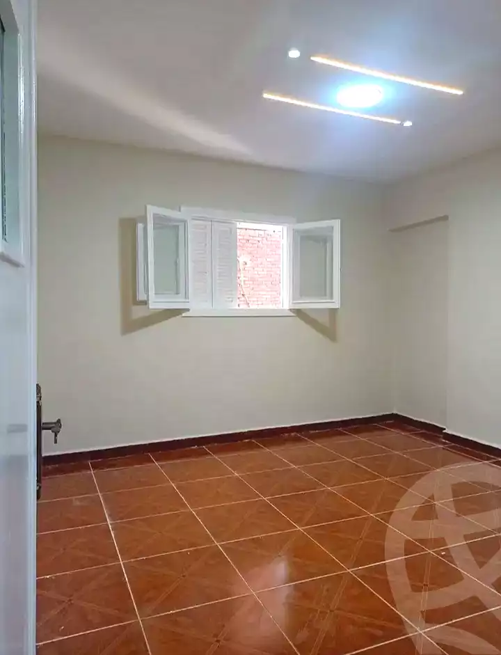 https://aqarmap.com.eg/ar/listing/7233202-for-sale-alexandria-al-agamy-el-hanouvel-el-kholafaa-el-rashdeen-st