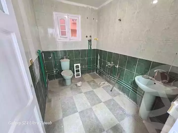 https://aqarmap.com.eg/ar/listing/7233506-for-rent-alexandria-alexandria-marsa-matrouh-rd