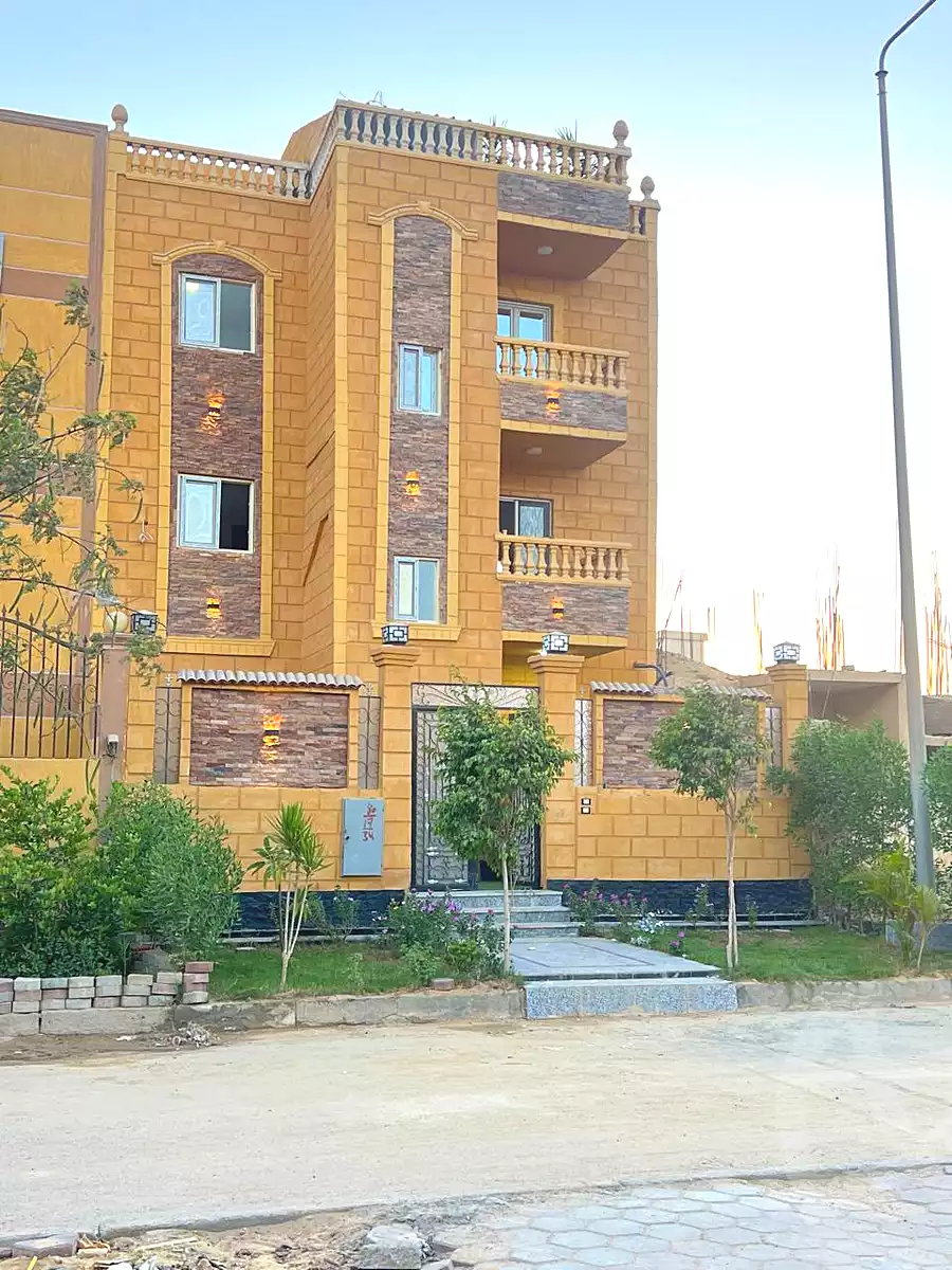 https://aqarmap.com.eg/ar/listing/7233666-for-sale-monufia-shibin-el-kom-shebeen-el-kom-city-paris-st