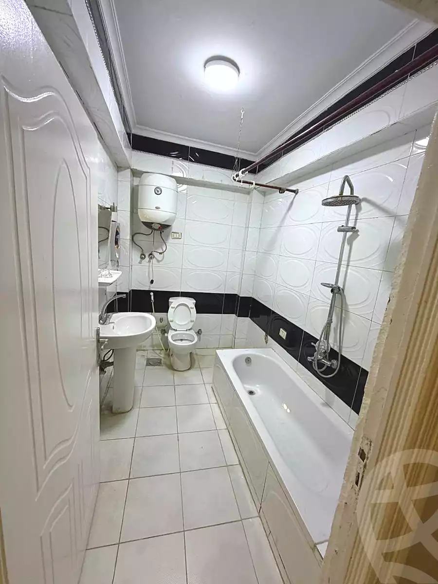 https://aqarmap.com.eg/ar/listing/7233884-for-rent-cairo-6th-of-october-mntq-fr-y-b-6-ktwbr