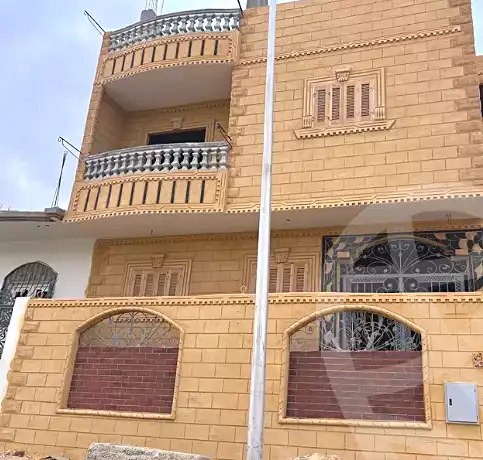 https://aqarmap.com.eg/ar/listing/7233992-for-sale-sharqia-10th-of-ramadan-al-hay-al-thamen-wa-eshroon