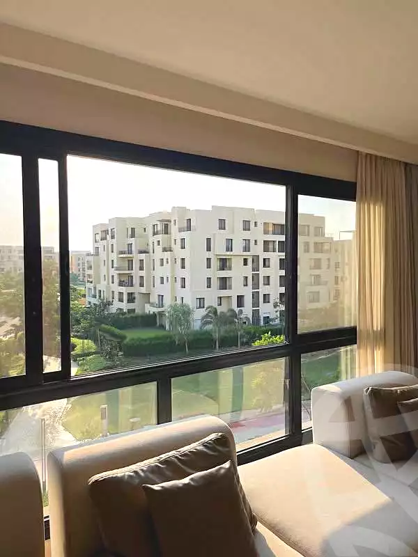 https://aqarmap.com.eg/en/listing/7233839-for-sale-cairo-6th-of-october-hadaeq-october-compounds-o-west-club-yard-o-west