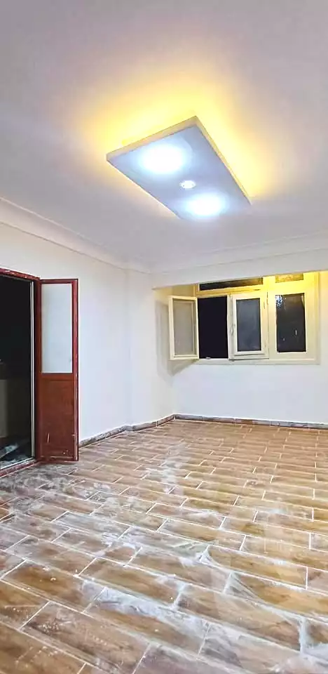 https://aqarmap.com.eg/en/listing/7234325-for-sale-alexandria-al-agamy-lbytsh-mecca-st