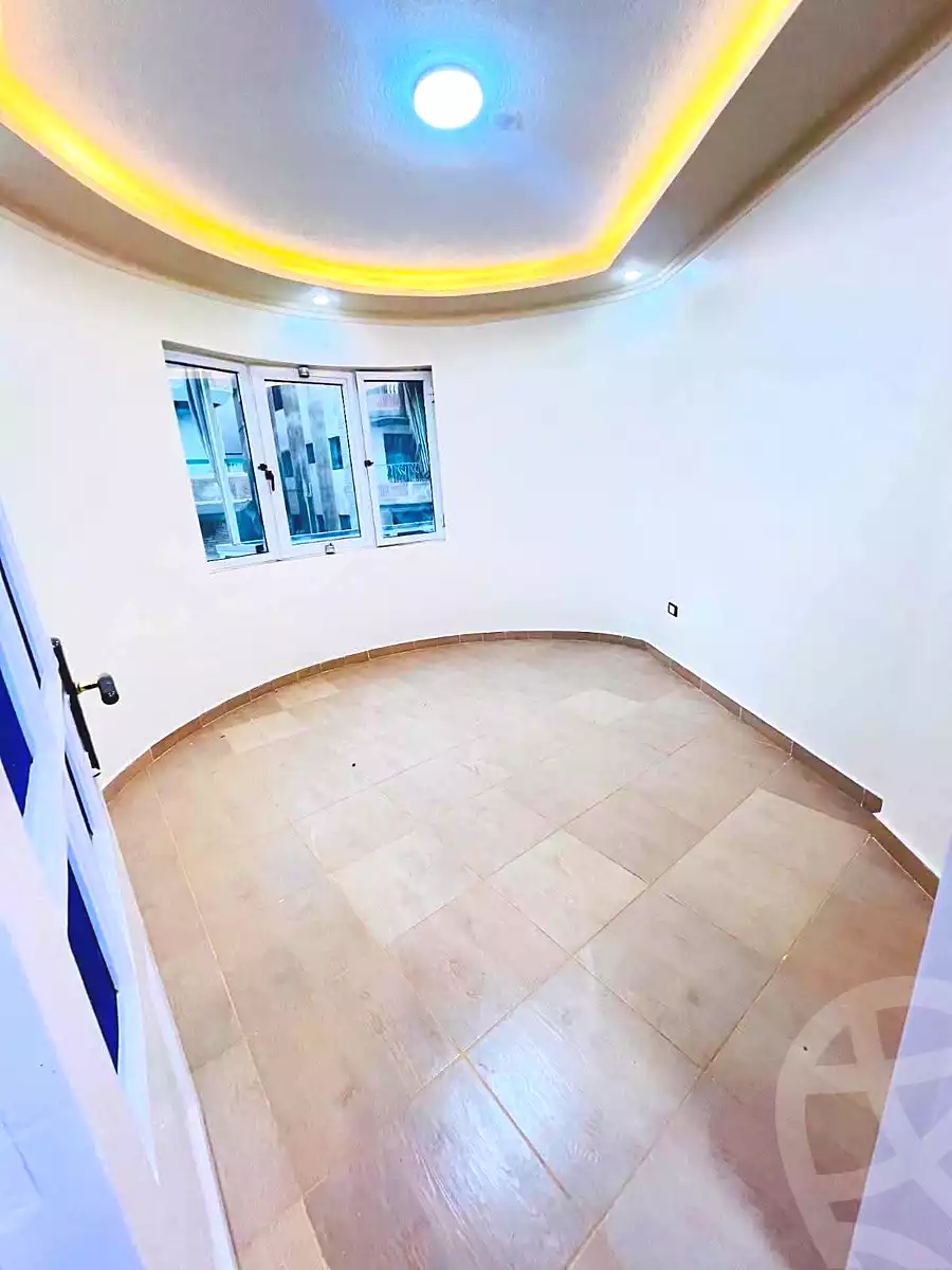 https://aqarmap.com.eg/ar/listing/7234395-for-sale-alexandria-al-agamy-shataa-el-nakheel